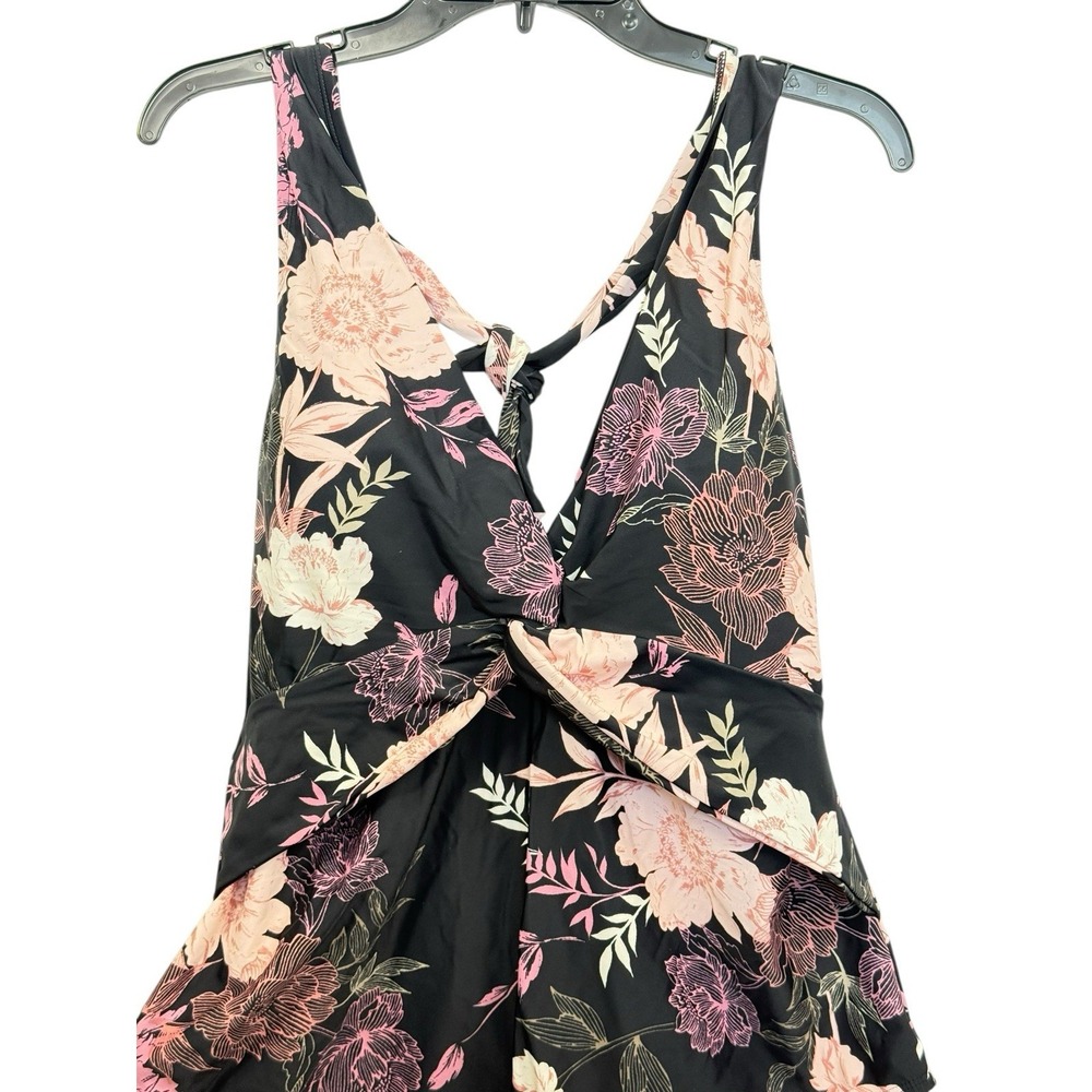 NWT 24W TWIST FRONT HALTER TIE BLACK FLORAL ONE PIECE SWIMSUIT KONA SOL - Picture 2 of 7